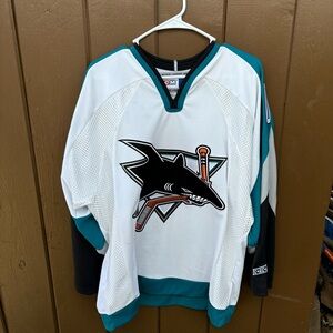 Vintage San Jose Sharks Jersey CCM Size M #7 Ingram Hockey